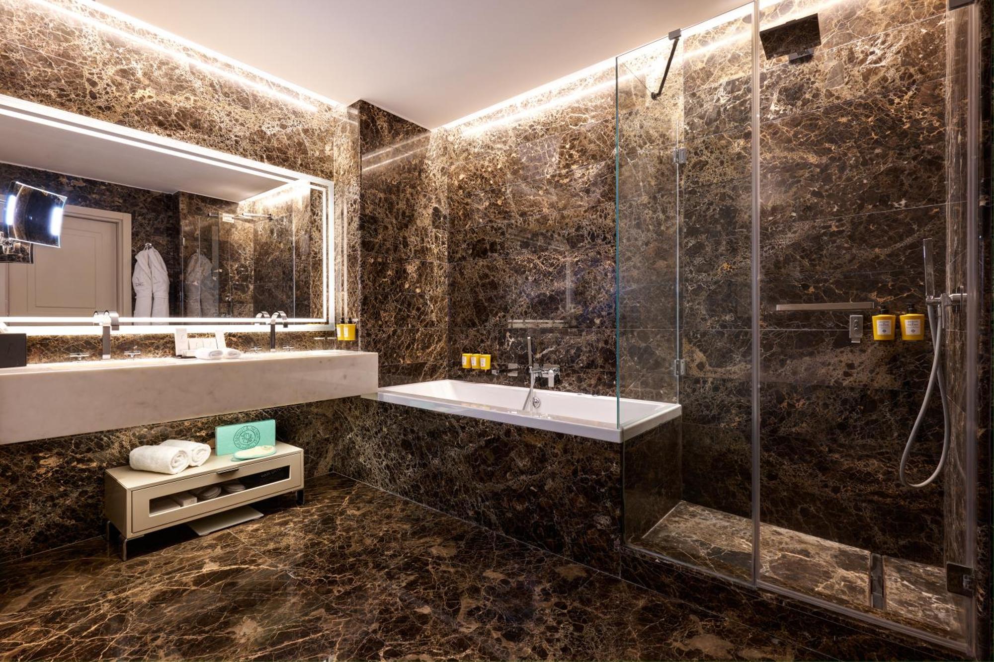 Hotel The First Arte - Preferred & Roma
